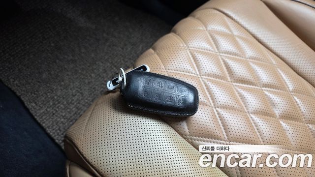 Genesis GV80 2020 — photo 21