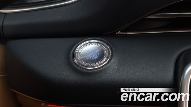 Genesis GV80 2020 — photo 28