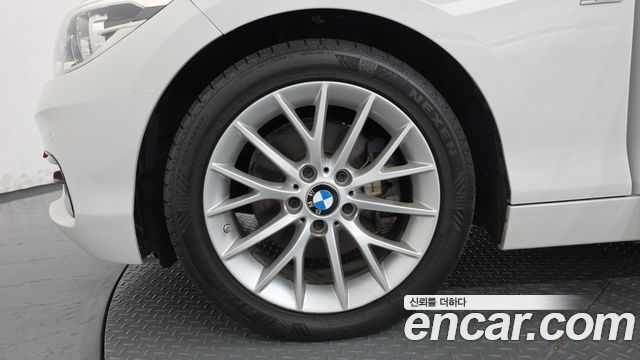 BMW 1-Series 2016 — photo 5