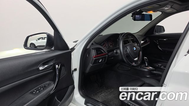 BMW 1-Series 2016 — photo 10