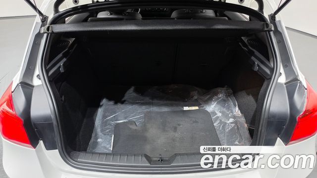 BMW 1-Series 2016 — photo 17