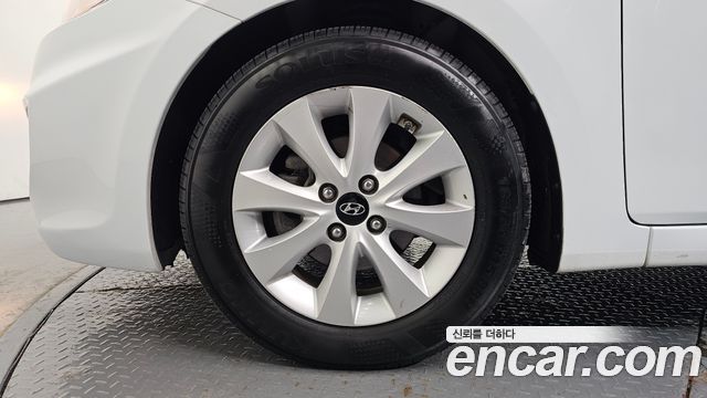 Hyundai Accent 2017 — photo 5