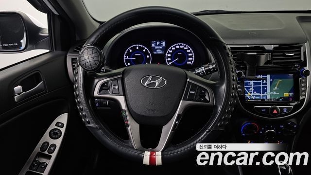 Hyundai Accent 2017 — photo 15