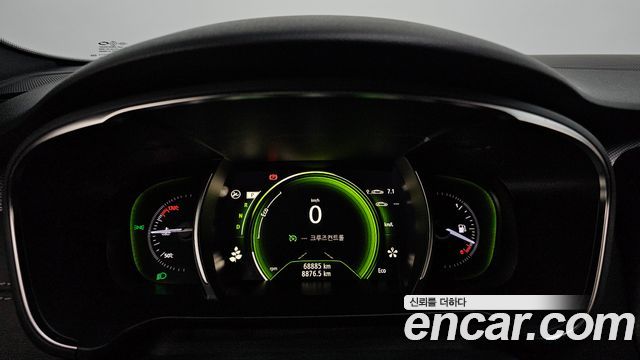 Renault Korea SM6 2020 — photo 11