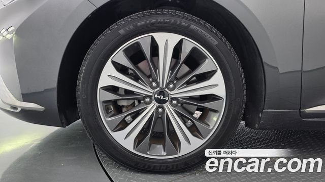Kia K8 2022 — photo 5