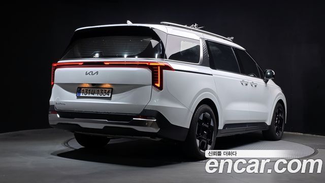 Kia Canival 2025 — photo 2