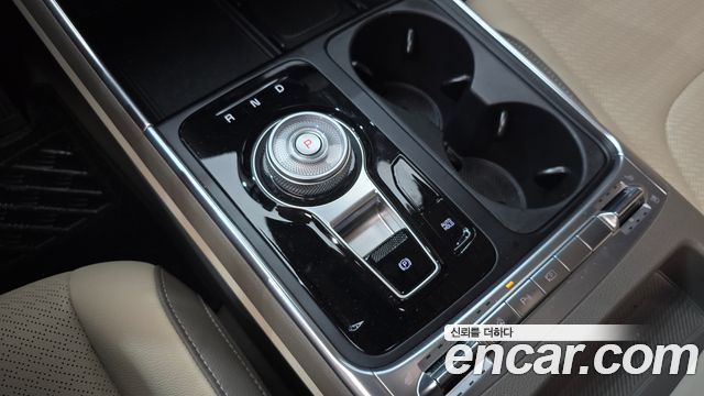 Kia Canival 2025 — photo 12