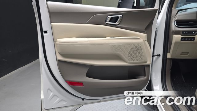 Kia Canival 2025 — photo 14