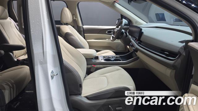 Kia Canival 2025 — photo 16