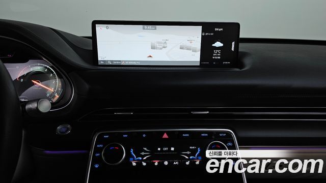 Genesis GV80 2023 — photo 19