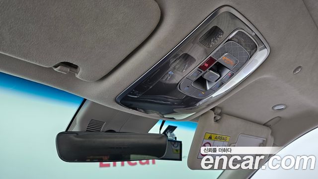 Genesis GV80 2023 — photo 32