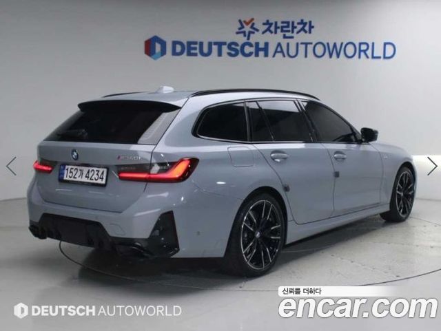 BMW 3-Series 2023 — photo 2