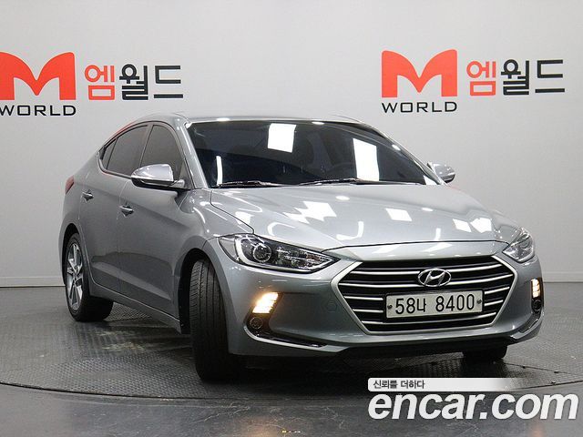 Hyundai AVANTE 2018 — photo 2