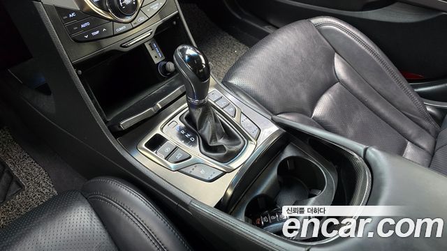 Hyundai Grandeur 2013 — photo 12