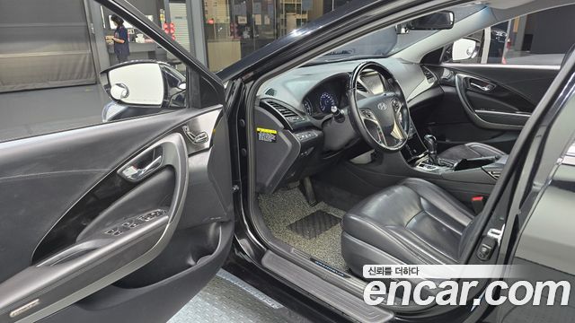 Hyundai Grandeur 2013 — photo 13