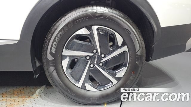 Kia Sportage 2023 — photo 7