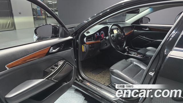 Kia K7 2017 — photo 10