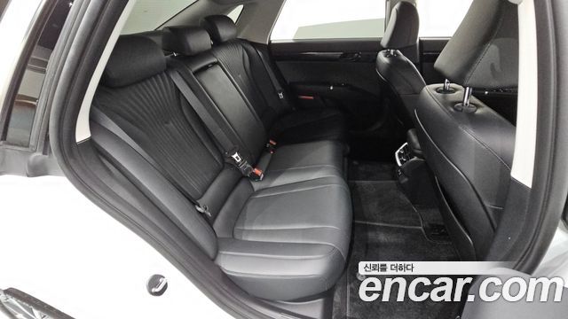 Hyundai Grandeur 2025 — photo 17