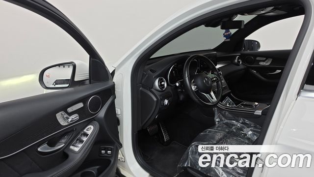 Mercedes-Benz GLC-Class 2021 — photo 13