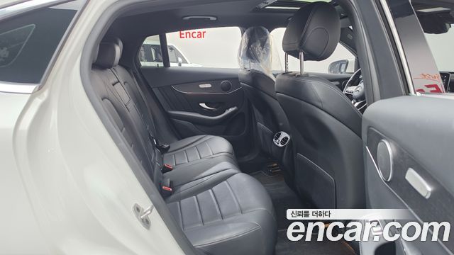 Mercedes-Benz GLC-Class 2021 — photo 17