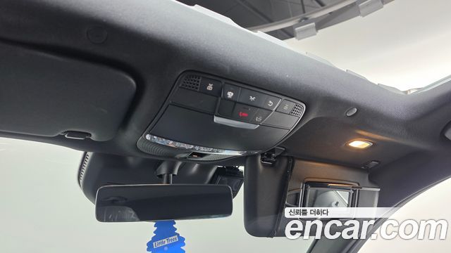Mercedes-Benz GLC-Class 2021 — photo 25