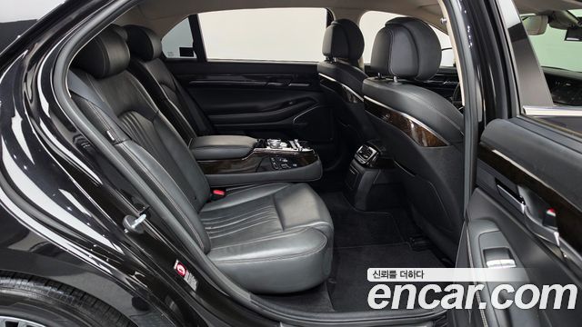 Genesis G90 2019 — photo 12