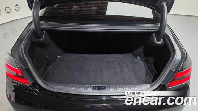 Genesis G90 2019 — photo 20