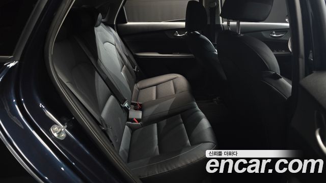 Kia K3 2019 — photo 11