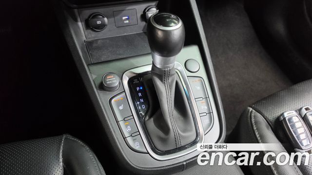 Hyundai Kona 2022 — photo 9