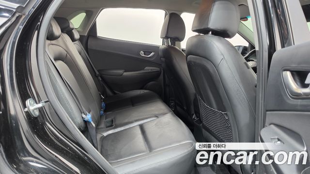 Hyundai Kona 2022 — photo 11