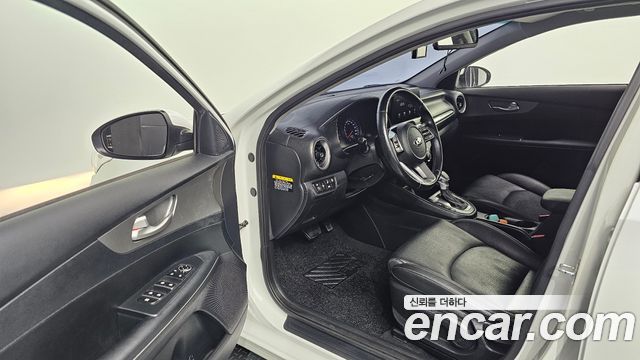Kia K3 2019 — photo 10