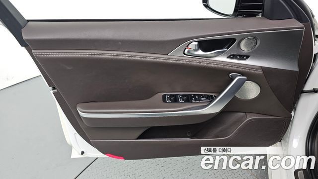 Kia Stinger 2019 — photo 14