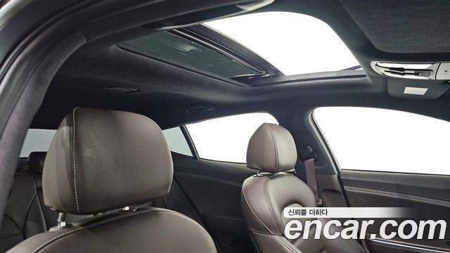 Kia Stinger 2019 — photo 31