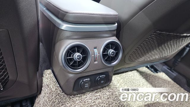 Kia Stinger 2019 — photo 34