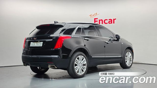 Cadillac XT5 2019 — photo 2