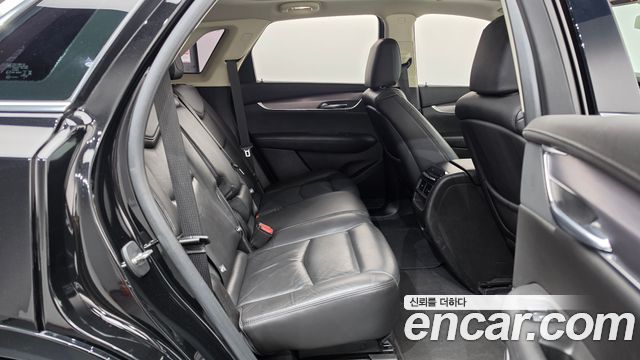 Cadillac XT5 2019 — photo 17