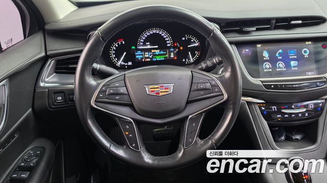 Cadillac XT5 2019 — photo 18
