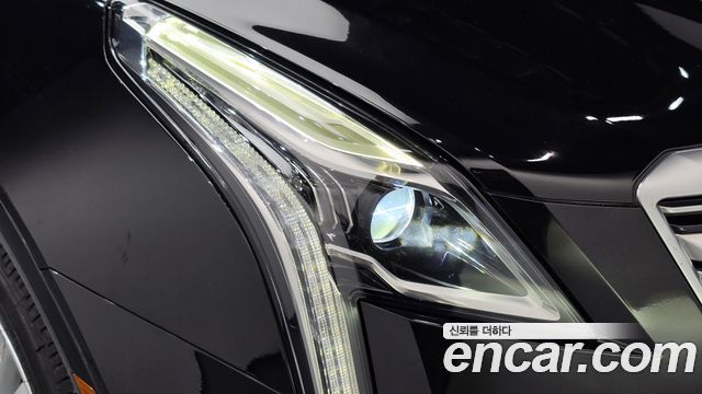 Cadillac XT5 2019 — photo 8