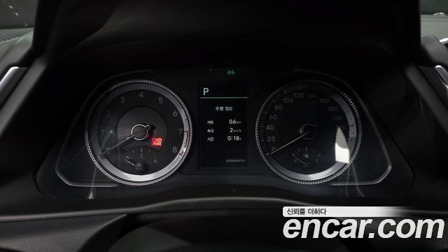 Hyundai Sonata 2022 — photo 11