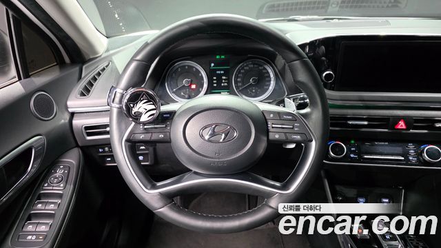 Hyundai Sonata 2022 — photo 19