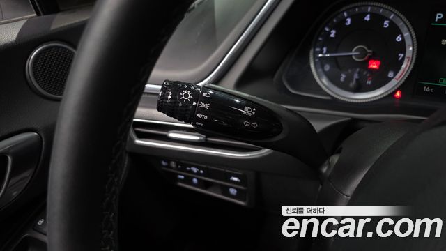 Hyundai Sonata 2022 — photo 23