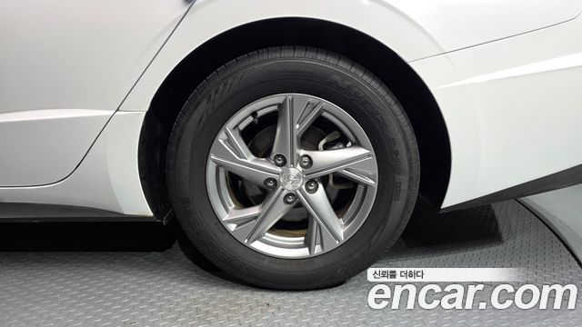Hyundai Sonata 2022 — photo 7