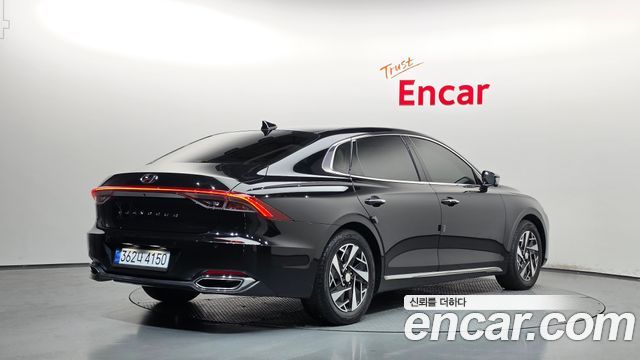 Hyundai Grandeur 2023 — photo 2