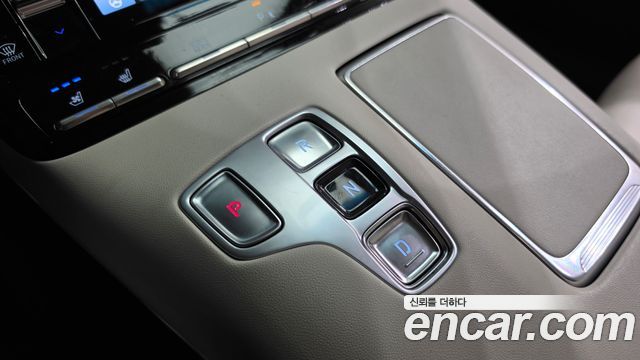 Hyundai Grandeur 2023 — photo 9