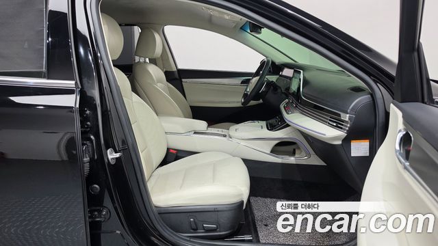 Hyundai Grandeur 2023 — photo 17