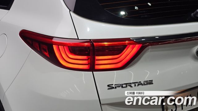Kia Sportage 2016 — photo 9