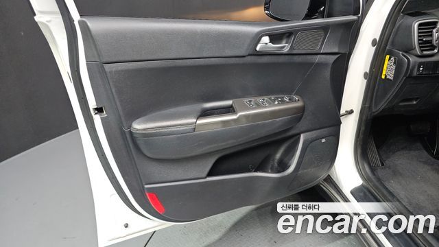 Kia Sportage 2016 — photo 14