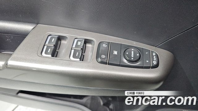 Kia Sportage 2016 — photo 28