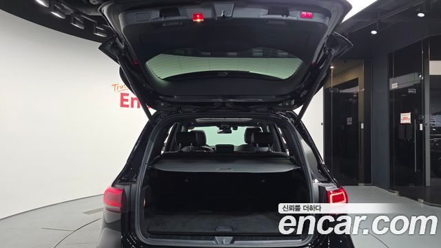 Mercedes-Benz GLB-Class 2021 — photo 26