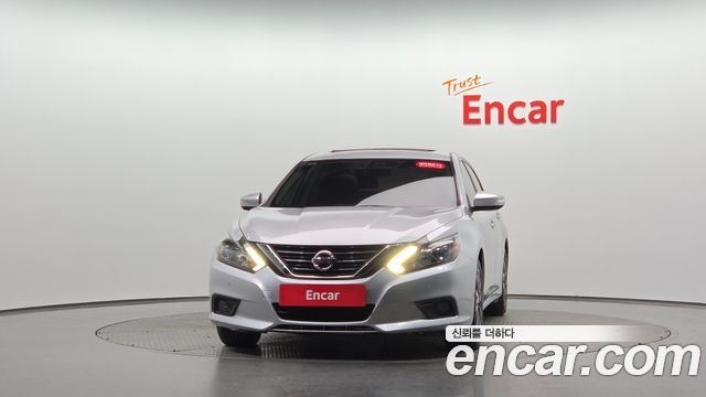 Nissan Altima 2017 — photo 3